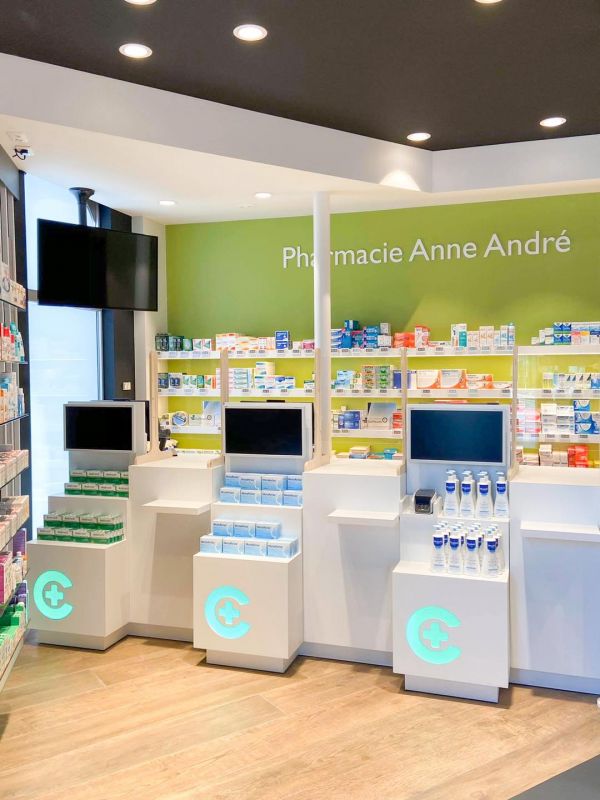 La pharmacie André à La Louvière entièrement rénovée !
