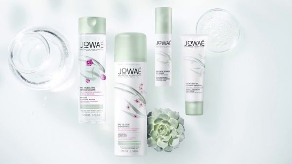 Un gel douche offert pour l'achat d'un produit de soin Jowae !